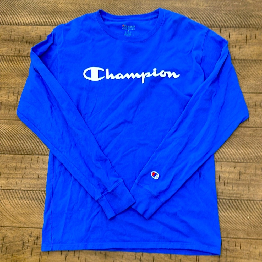 Blue longsleeve Champion shirt